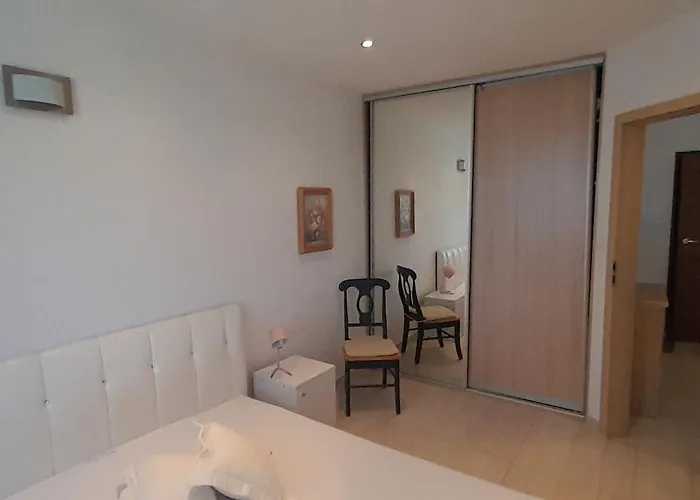 Апартаменты Przyjemny Blue Mare W Lukecinie *